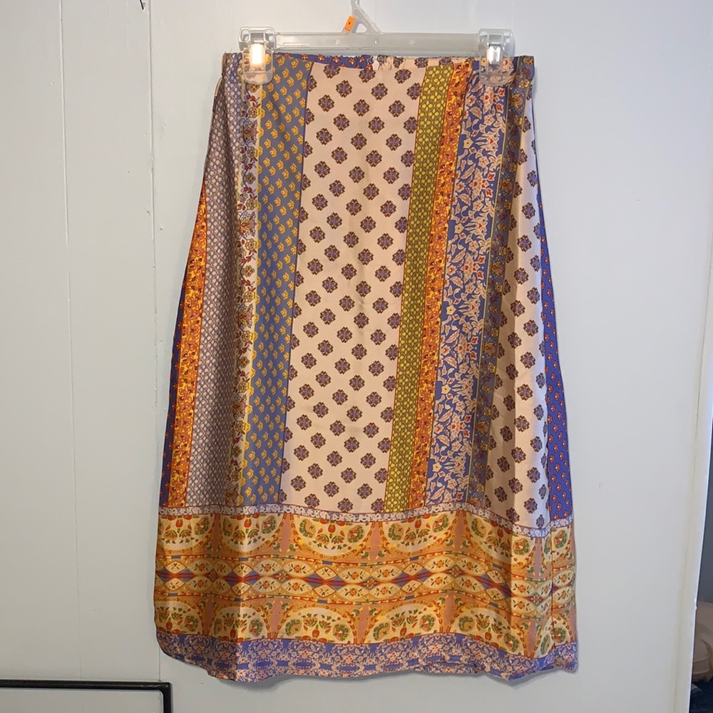 The lightest, silkiest and most understatedly sexy summer soirée skirt